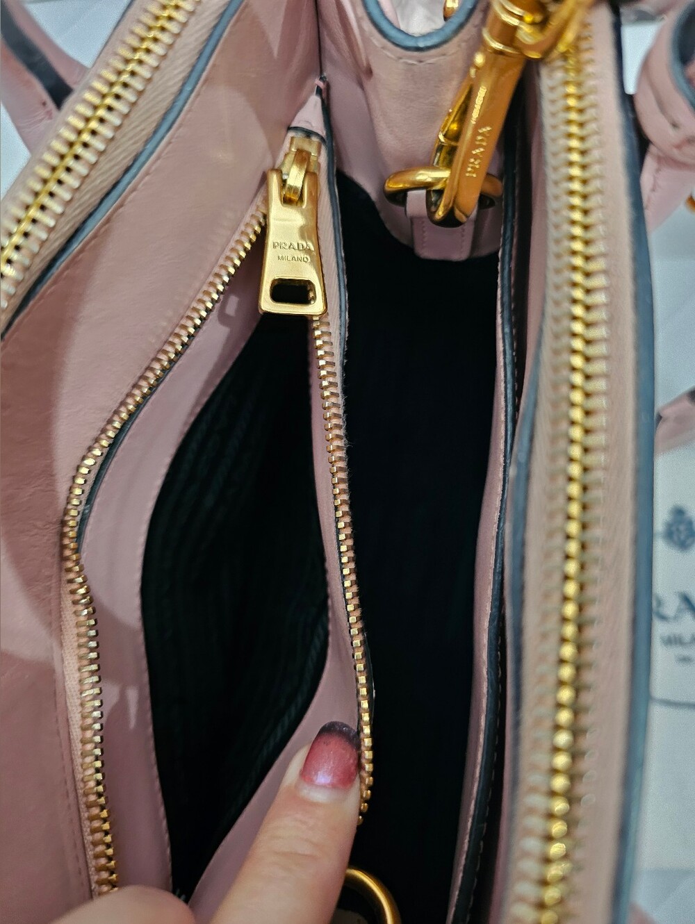 Prada Paradigm Saffiano Leather Tote Pink Authentic Crossbody Satchel - Picture 8 of 15